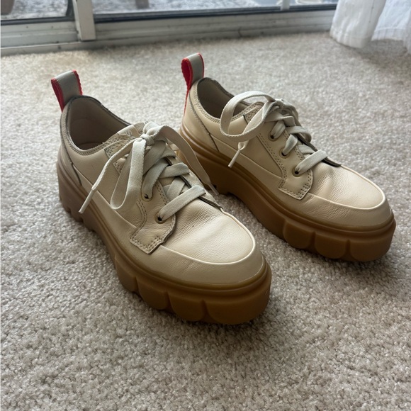 Sorel Womens Size 7.5 Caribou X Ceramic Gum Leather Waterproof Platform Sneakers - Picture 2 of 6